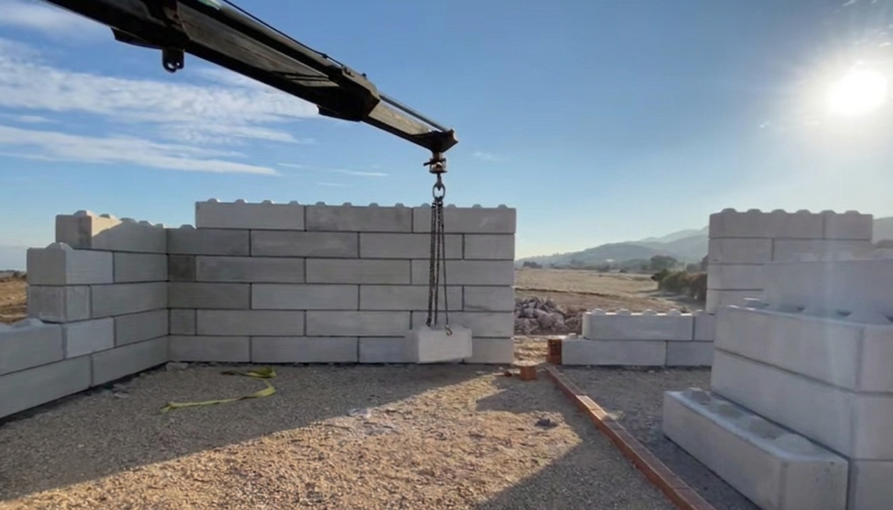 Lego Beton Duvar
